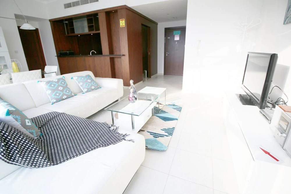 The Residences 7 by R&H