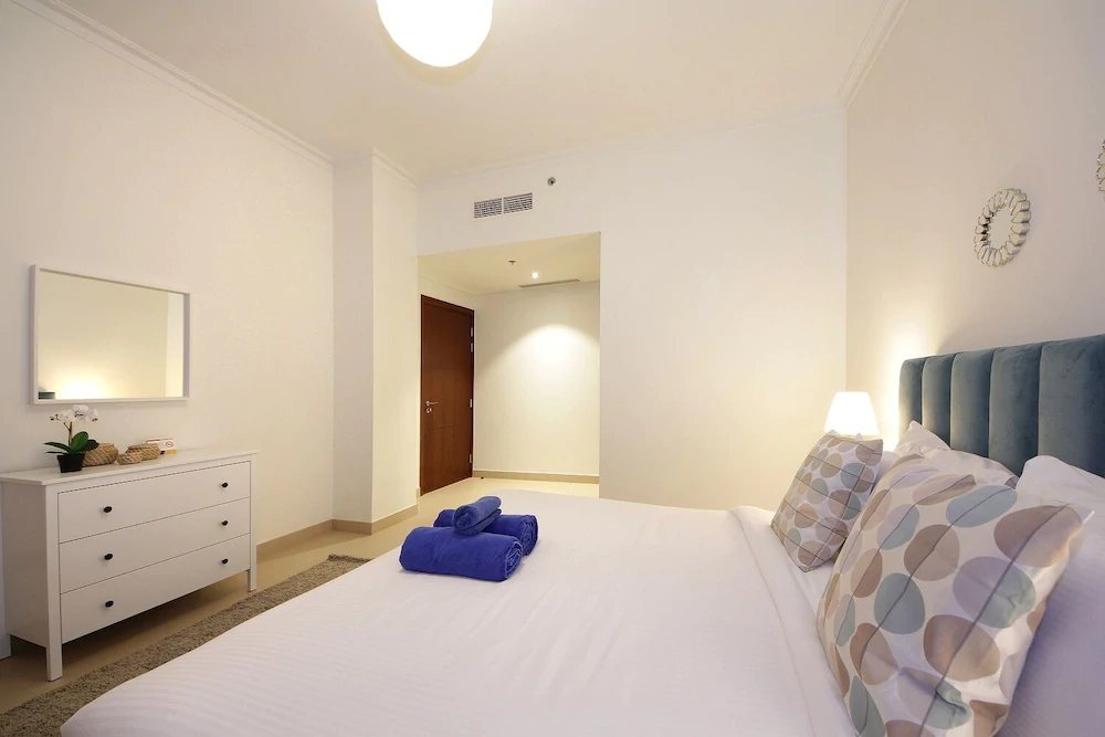 Burj Vista by New Arabian Holiday Homes