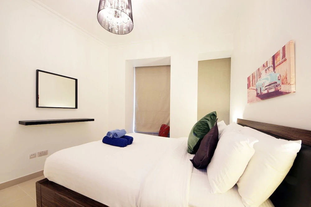 Burj Vista by New Arabian Holiday Homes