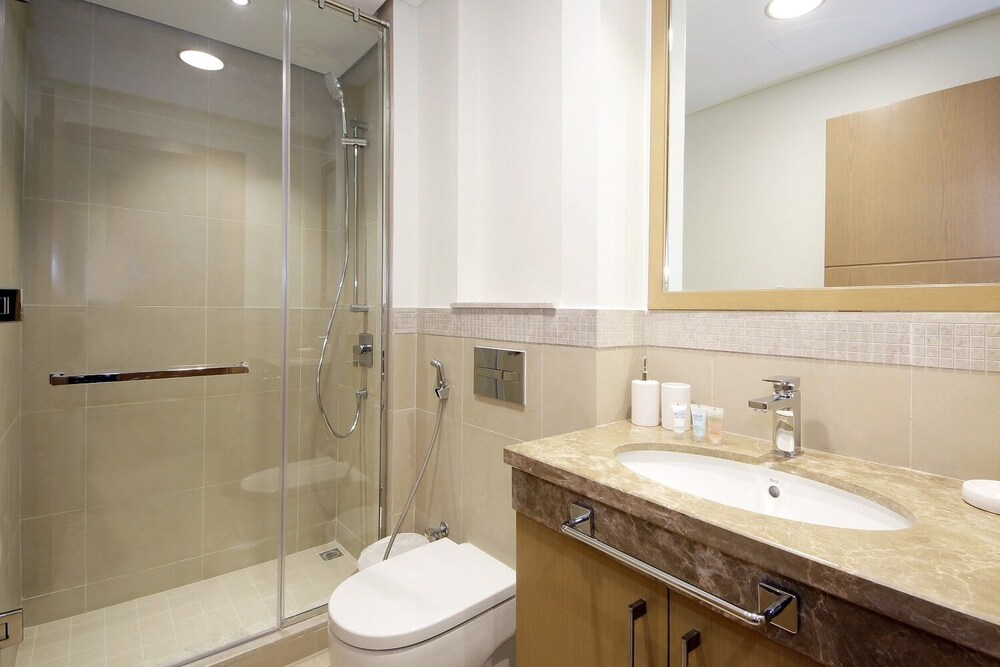 Burj Vista by New Arabian Holiday Homes