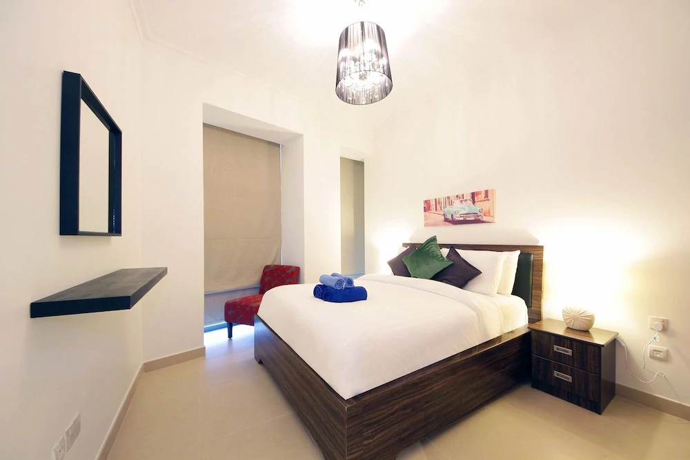 Burj Vista by New Arabian Holiday Homes