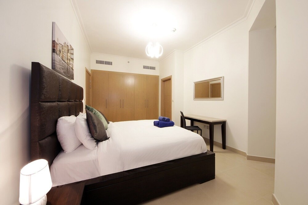 Burj Vista by New Arabian Holiday Homes