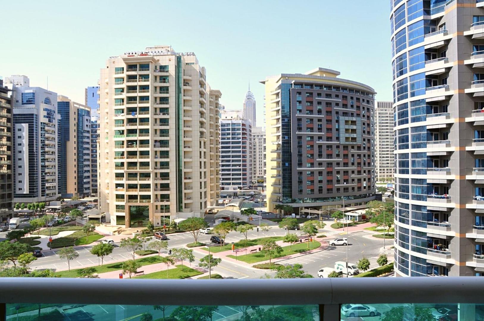 Care Holiday Home - Barsha Heights
