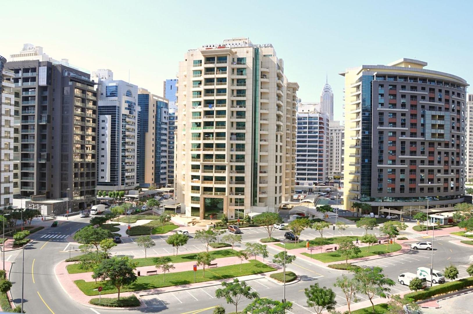 Care Holiday Home - Barsha Heights