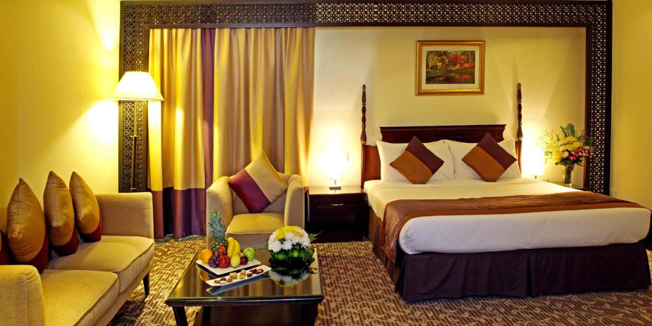Carlton Tower Hotel Dubai