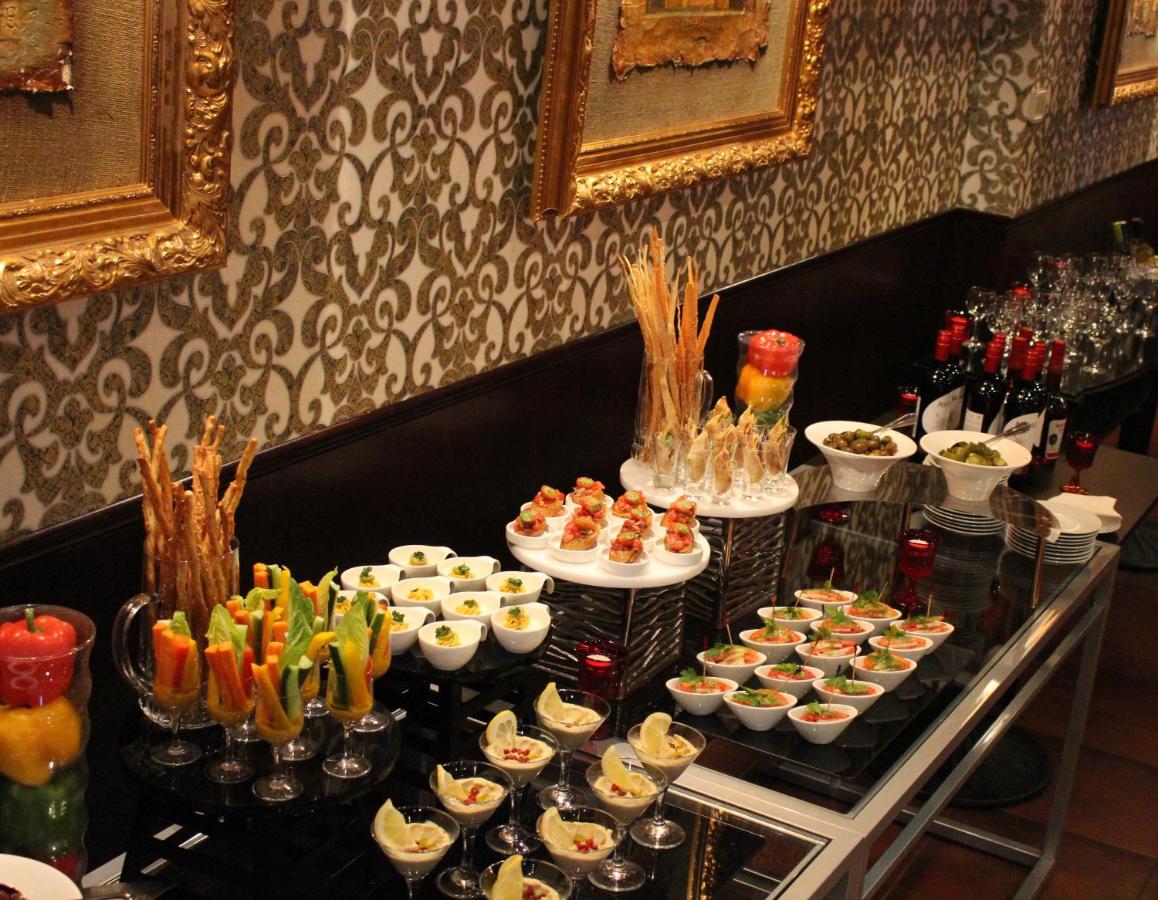 Carlton Tower Hotel Dubai