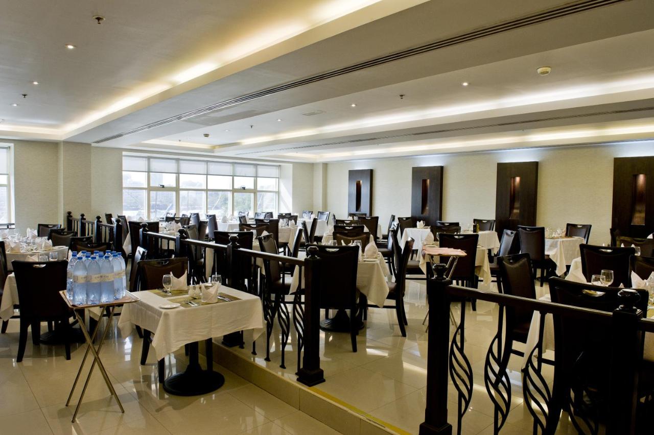 Carlton Tower Hotel Dubai