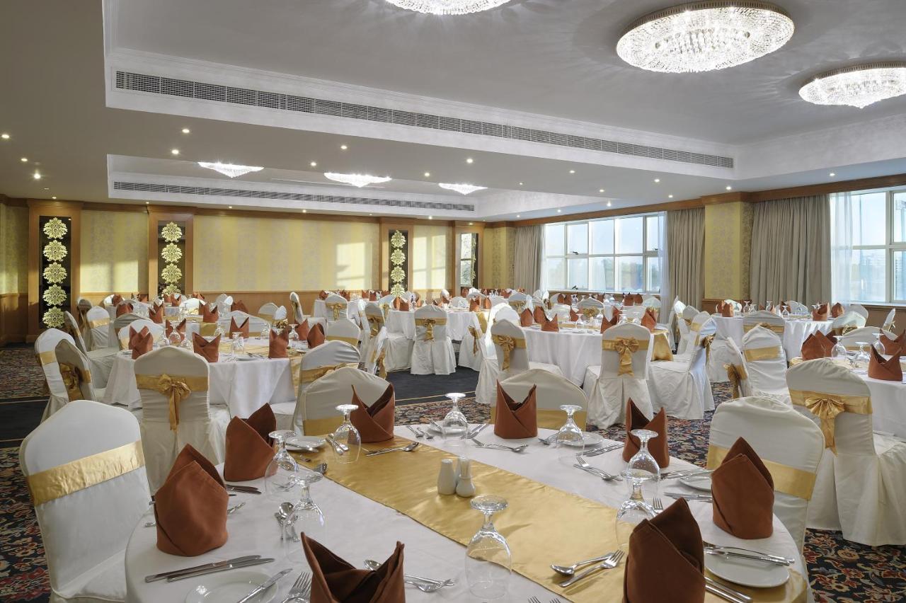 Carlton Tower Hotel Dubai