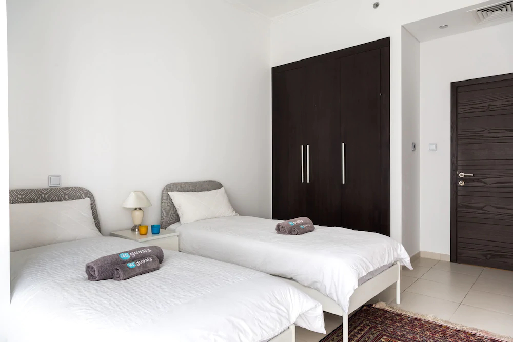 Cayan Tower by HiGuests Vacation Homes