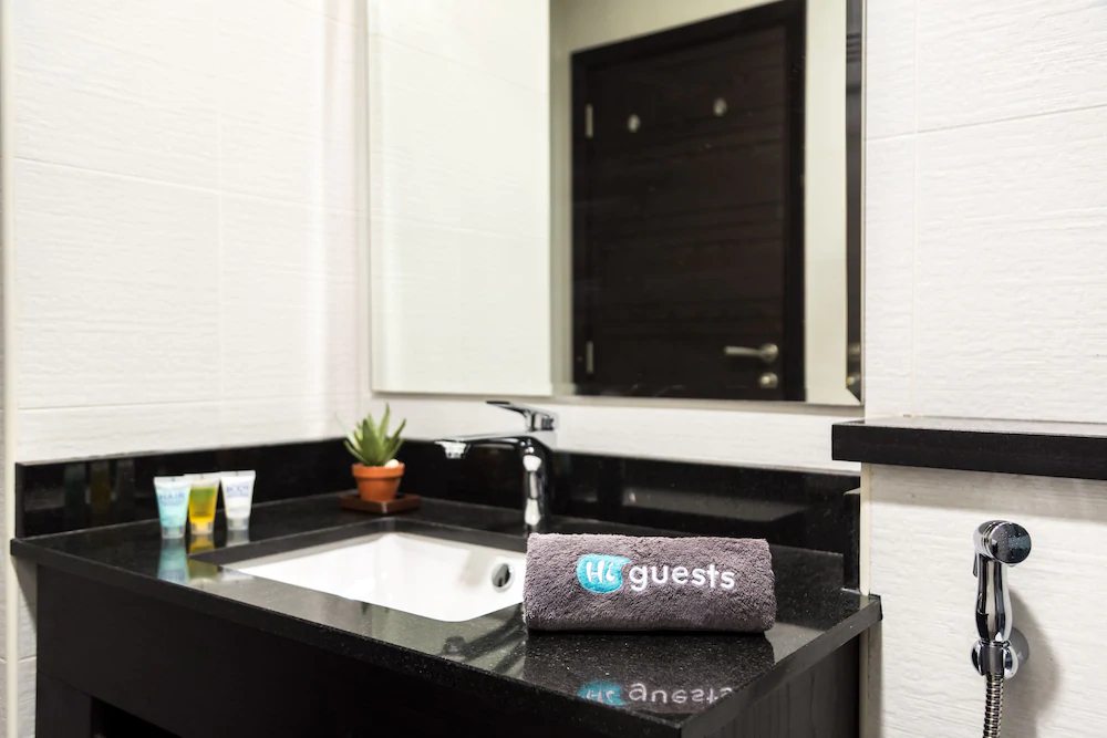 Cayan Tower by HiGuests Vacation Homes