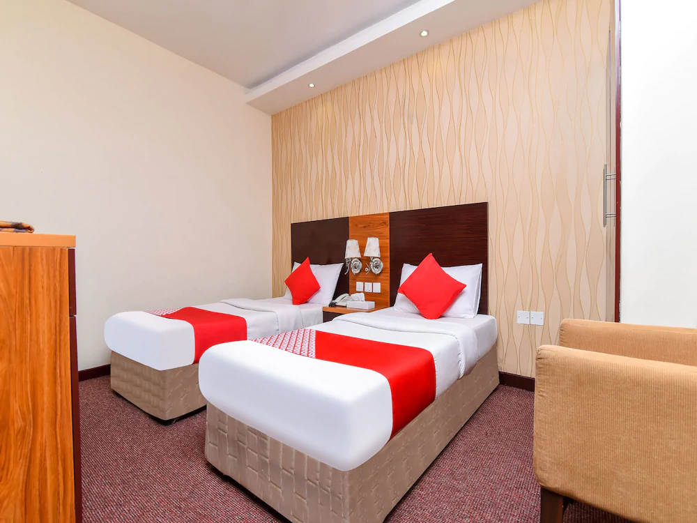 Central Paris Hotel by OYO Rooms