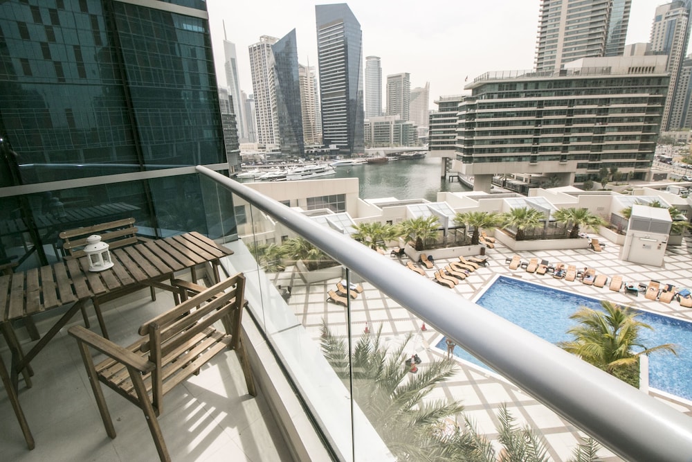 Central Tower by Hi Guests Vacation Homes