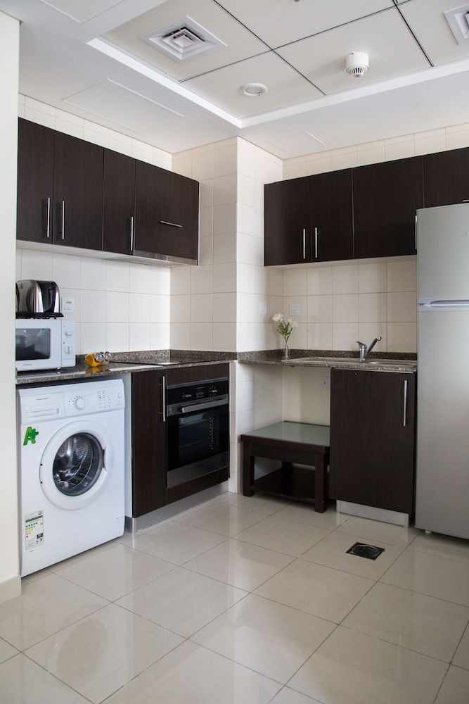 Central Tower by Hi Guests Vacation Homes