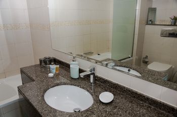 Central Tower by Hi Guests Vacation Homes