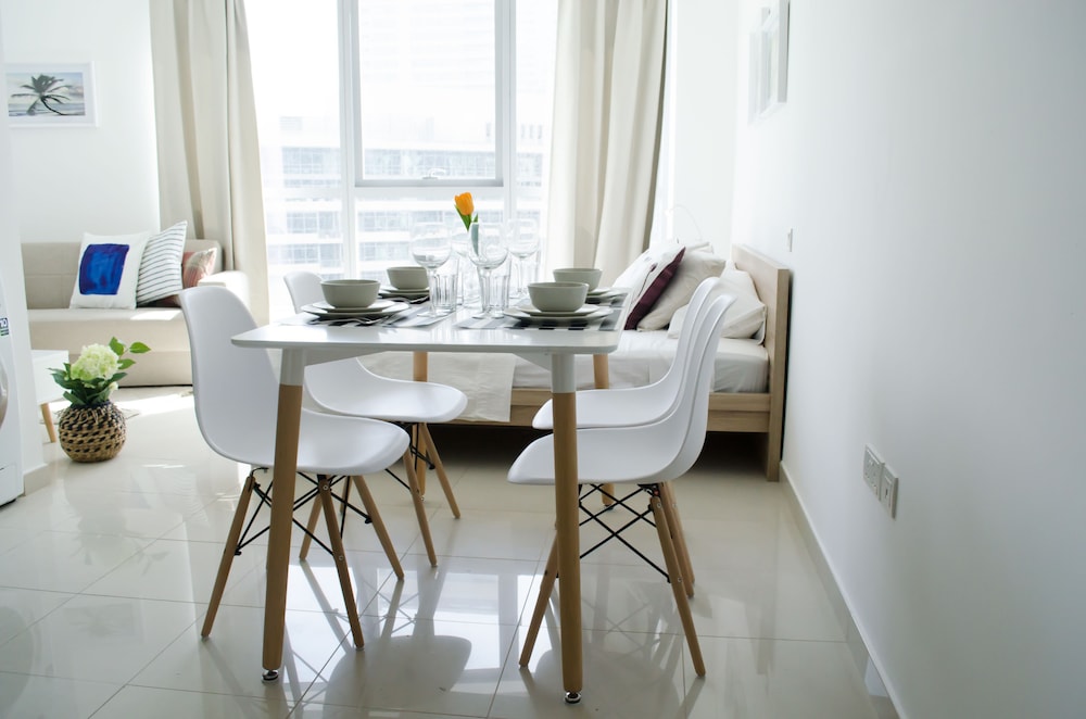 Central Tower by Hi Guests Vacation Homes