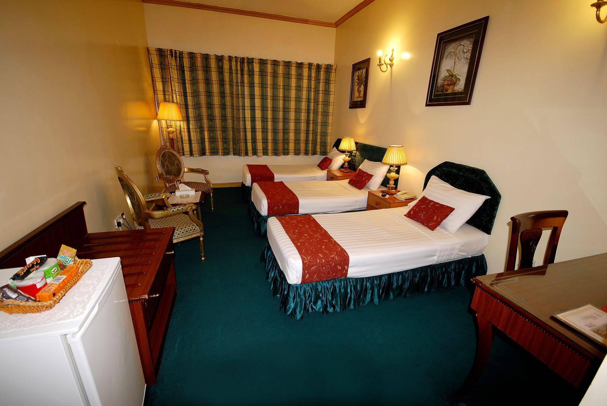 Kings Square Hotel