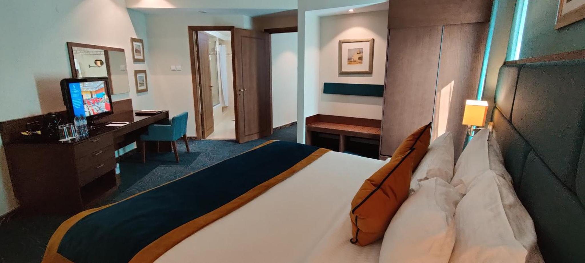 City Seasons Hotel Dubai
