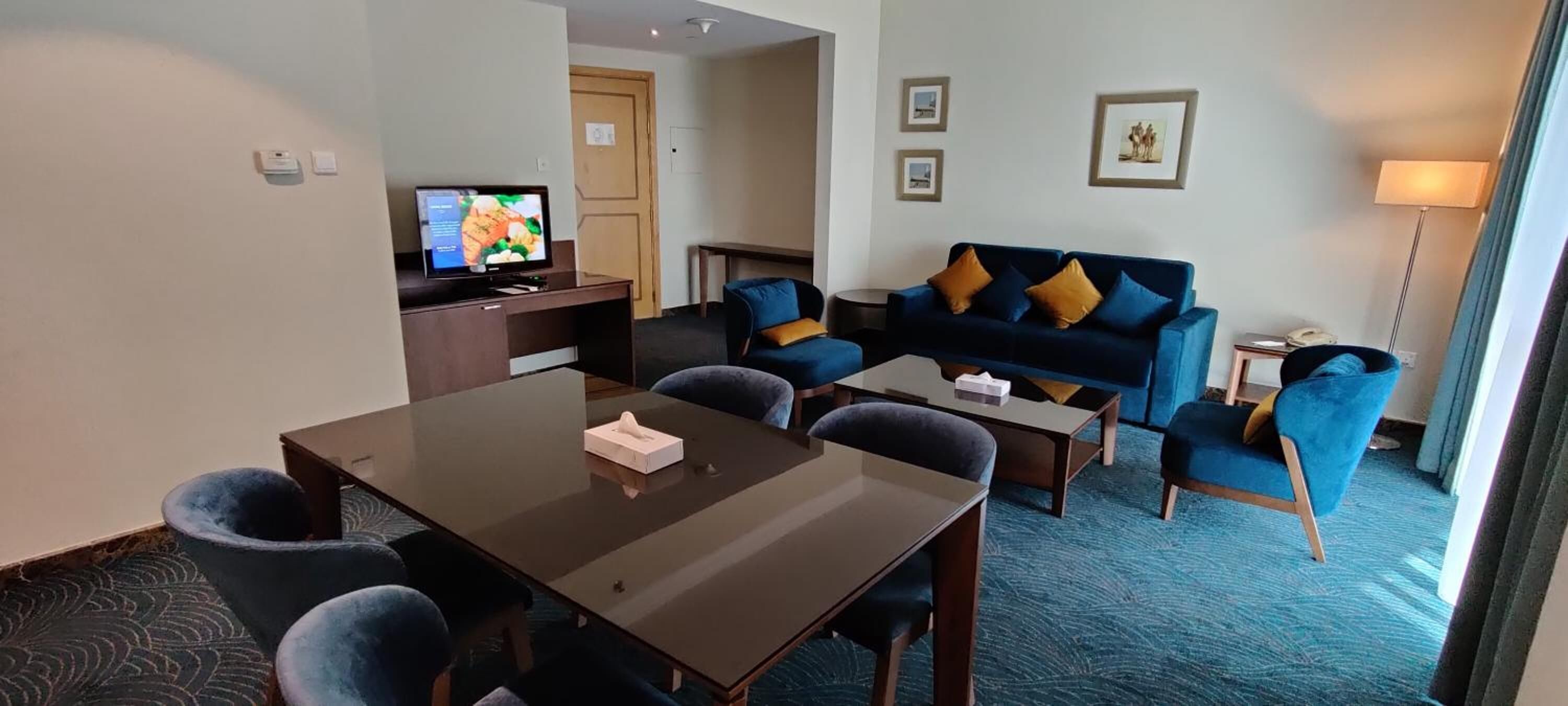 City Seasons Hotel Dubai