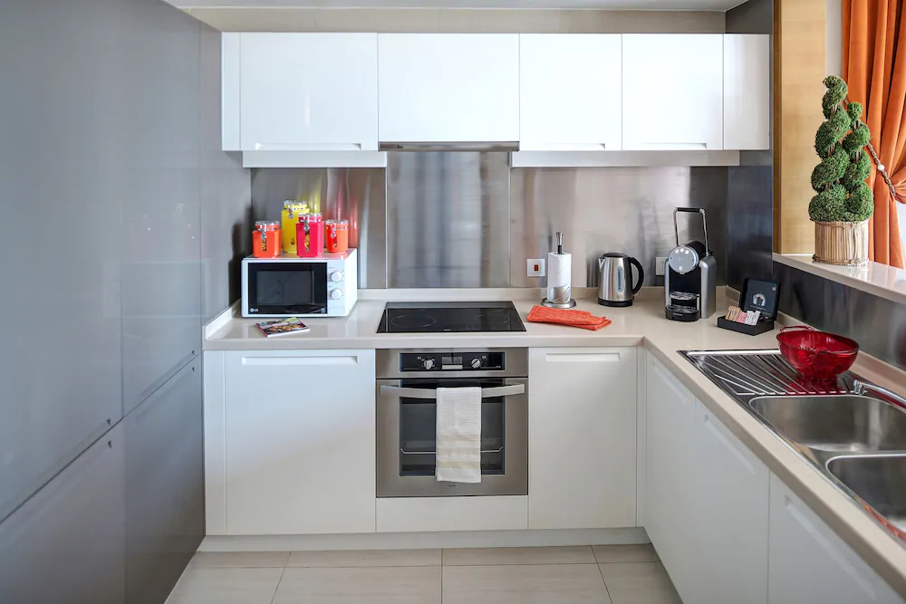 Claren Towers by Dream Inn Dubai