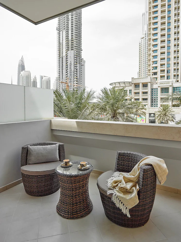 Claren Towers by Dream Inn Dubai