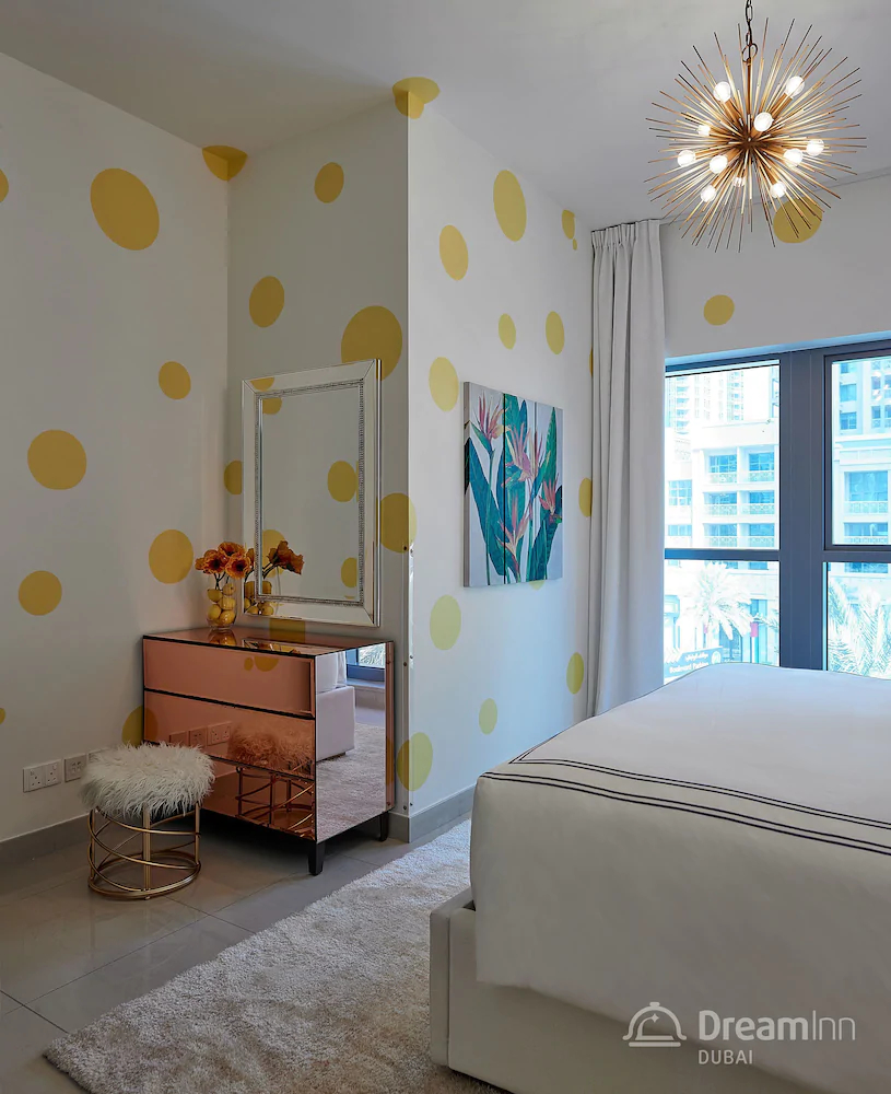 Claren Towers by Dream Inn Dubai