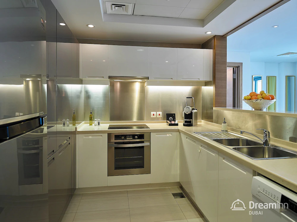 Claren Towers by Dream Inn Dubai