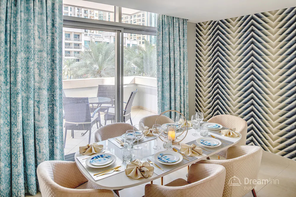 Claren Towers by Dream Inn Dubai