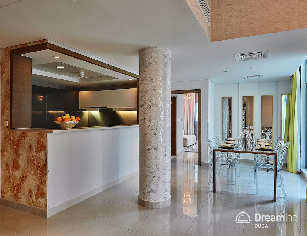 Claren Towers by Dream Inn Dubai