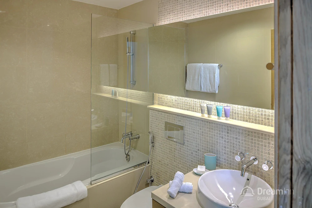 Claren Towers by Dream Inn Dubai