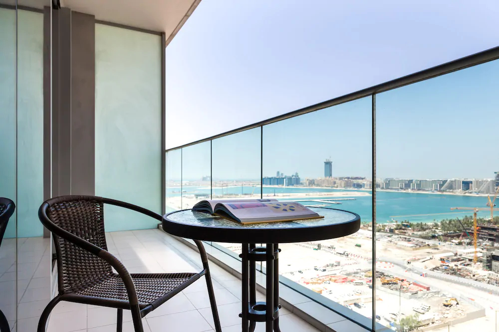 Damac Heights by HiGuests Vacation Homes