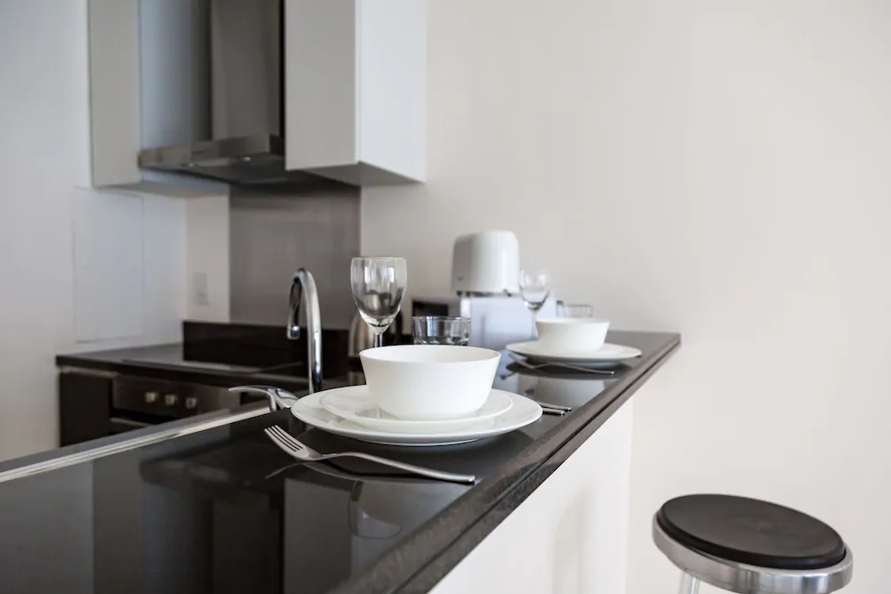 Damac Heights by HiGuests Vacation Homes