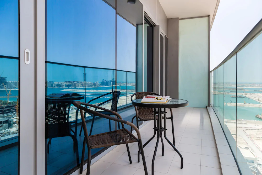 Damac Heights by HiGuests Vacation Homes