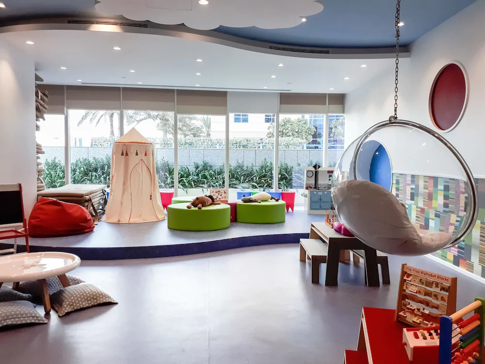 Damac Heights by HiGuests Vacation Homes