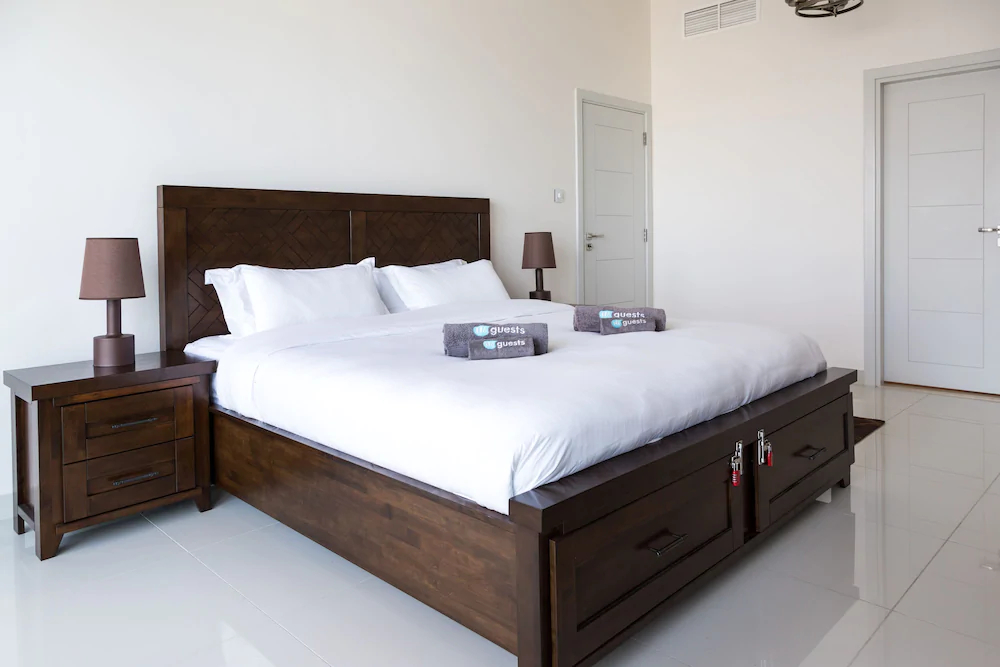 Damac Heights by HiGuests Vacation Homes