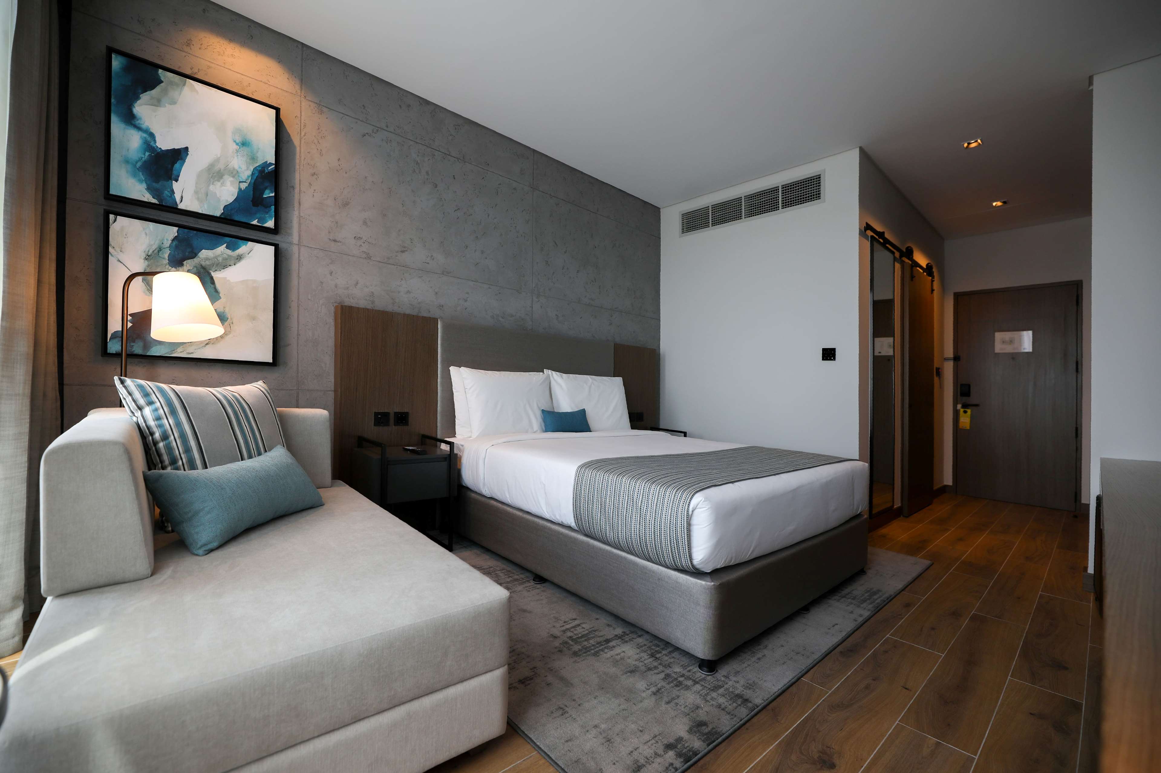 Mercure Dubai Gold District