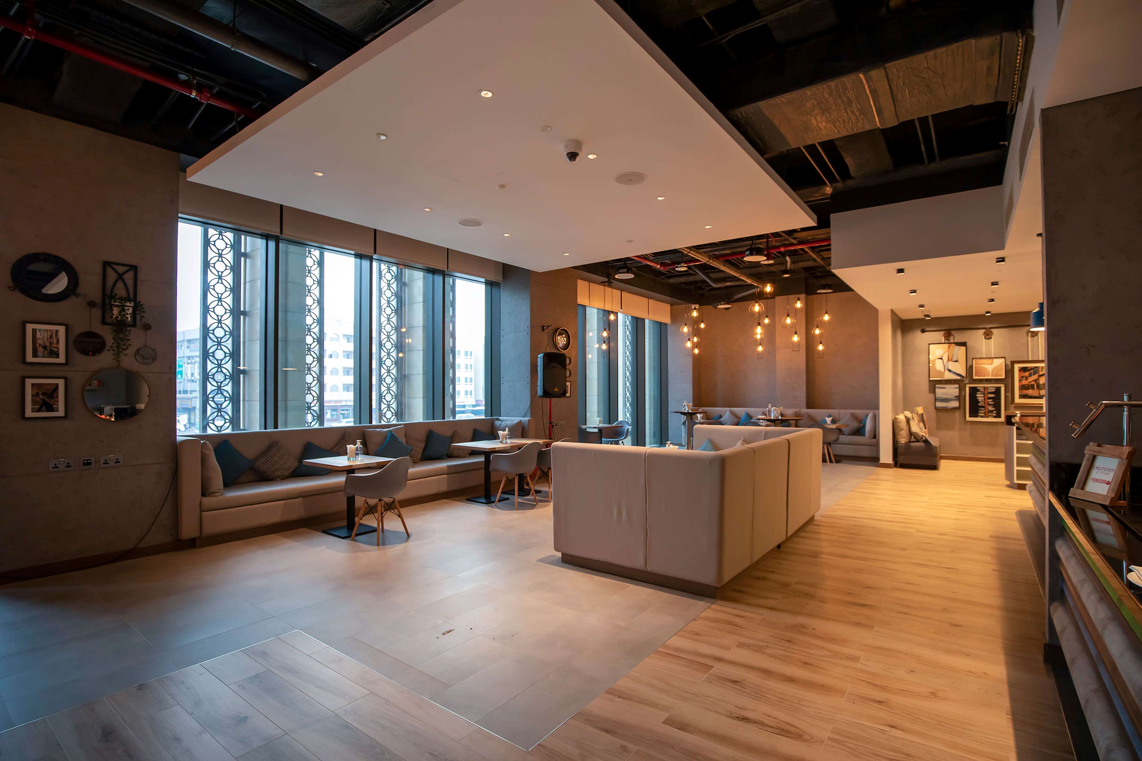 Mercure Dubai Gold District