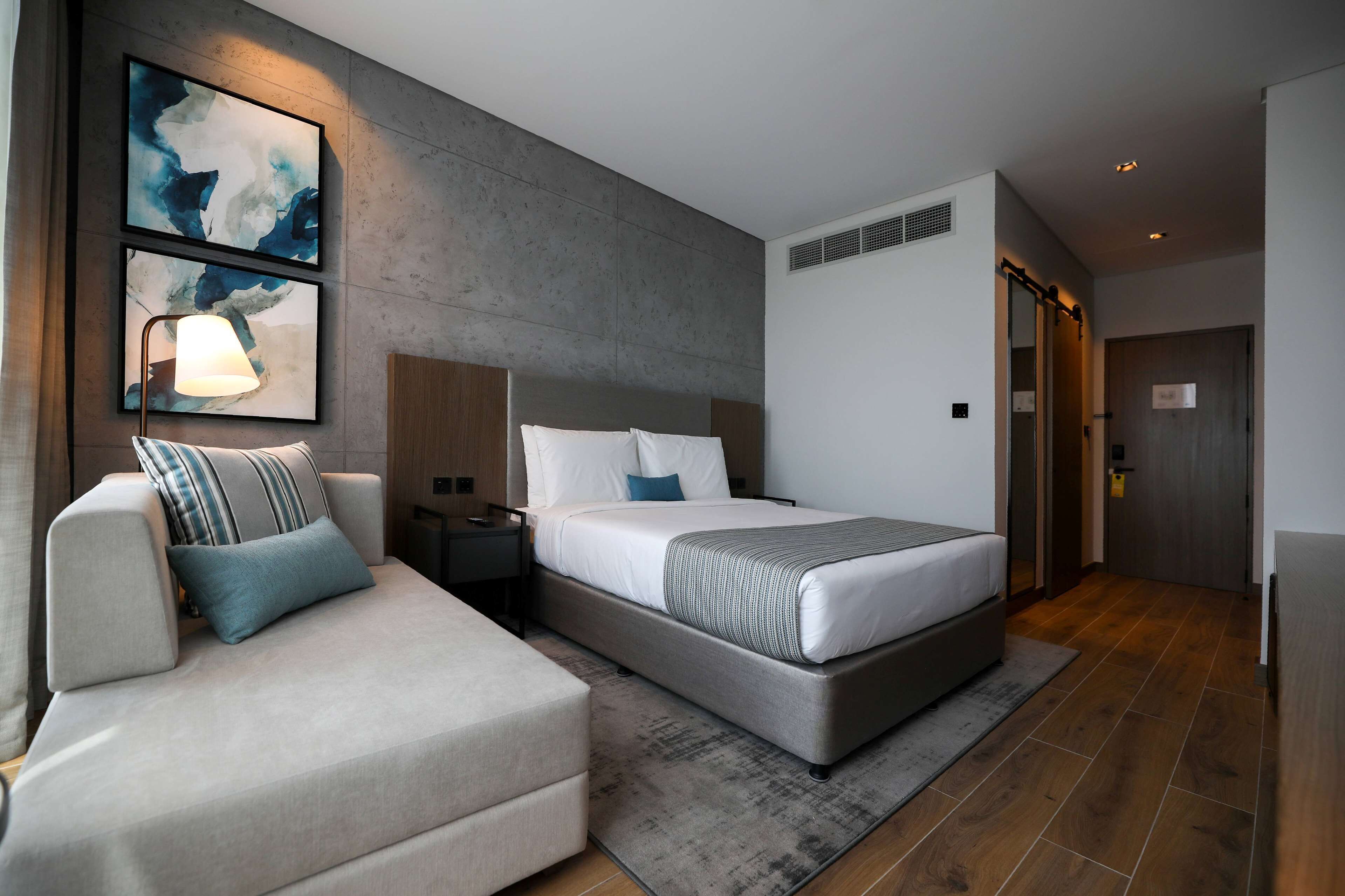 Mercure Dubai Gold District
