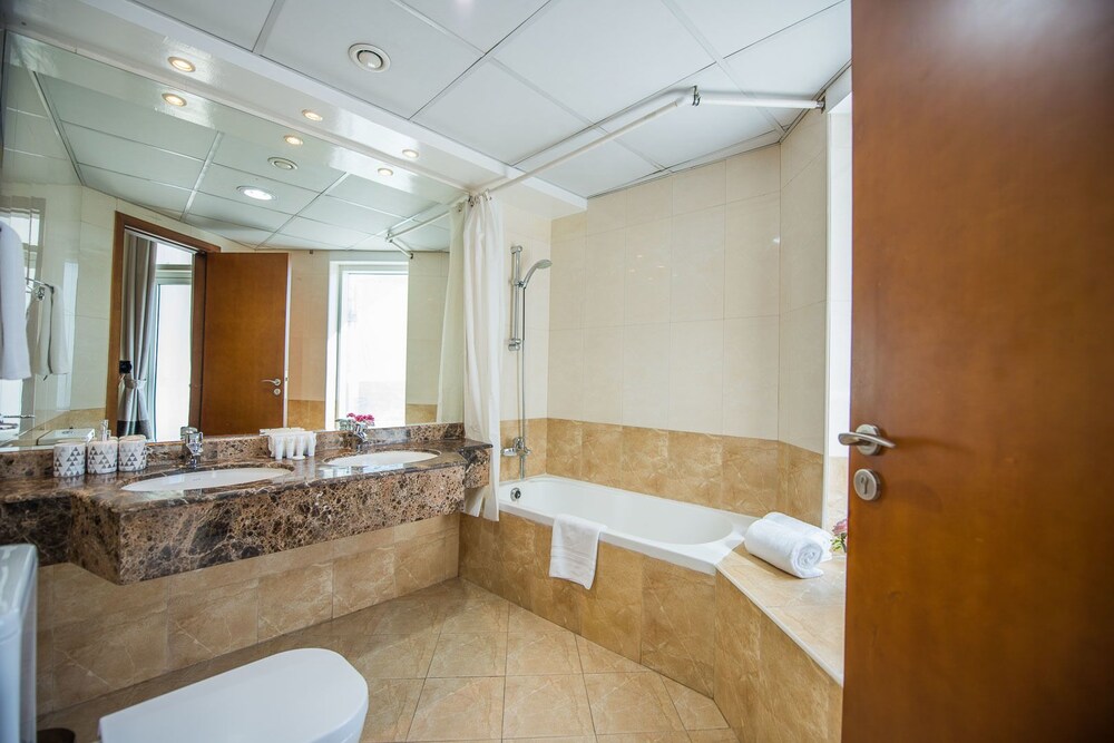 Dorra Bay by Deluxe Holiday Homes