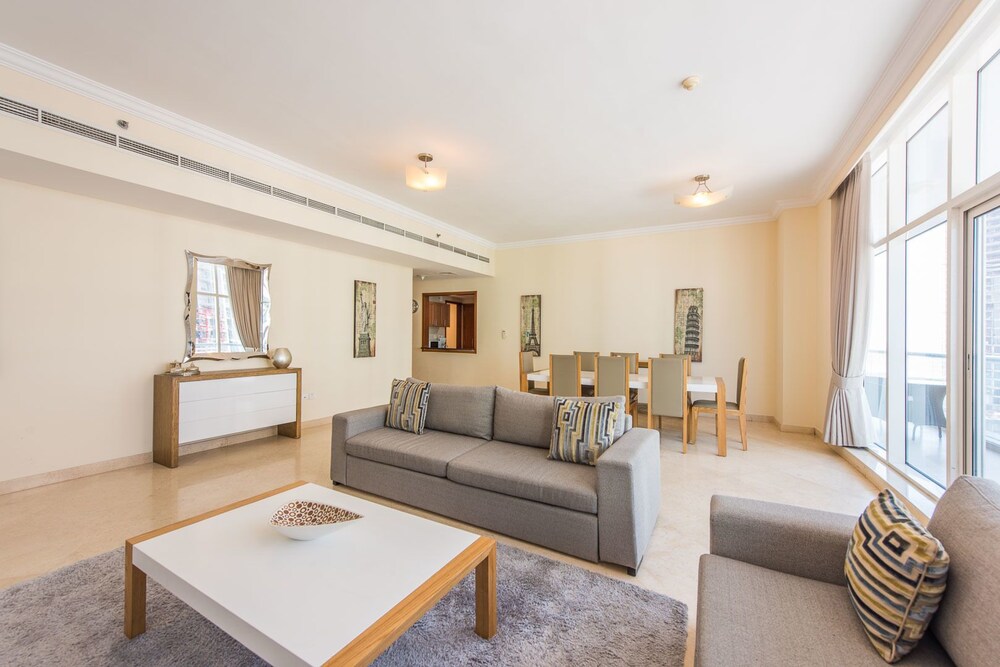 Dorra Bay by Deluxe Holiday Homes