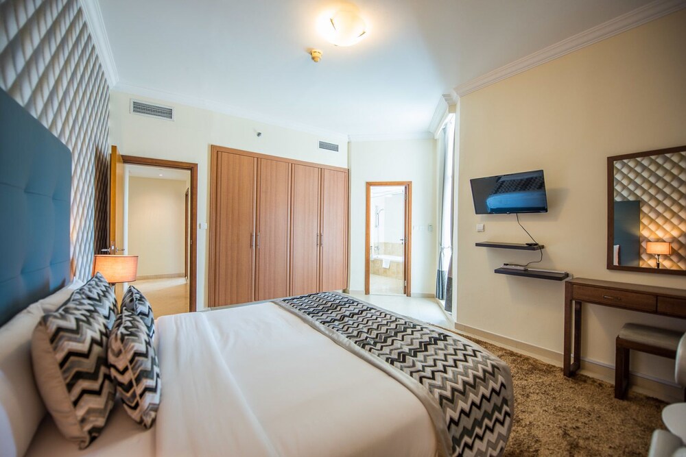 Dorra Bay by Deluxe Holiday Homes
