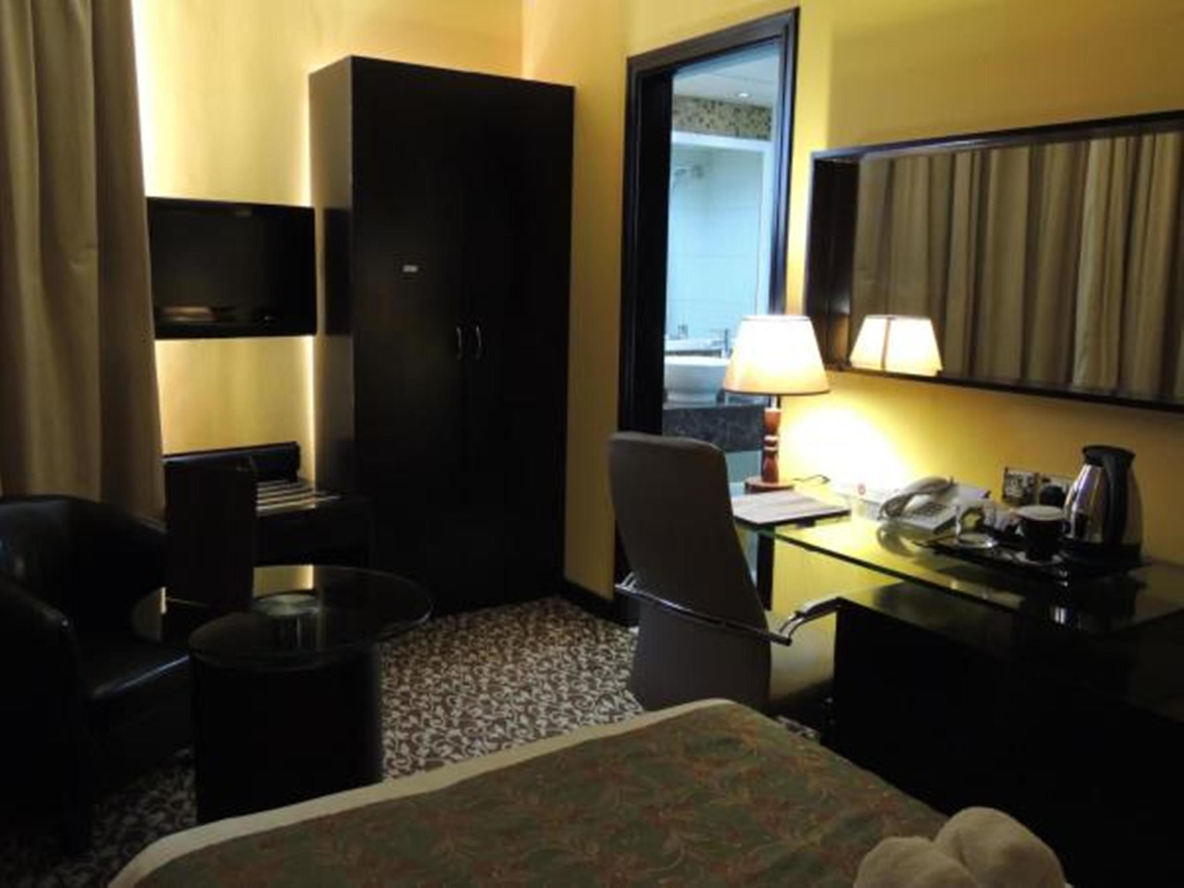 Dorus Hotel
