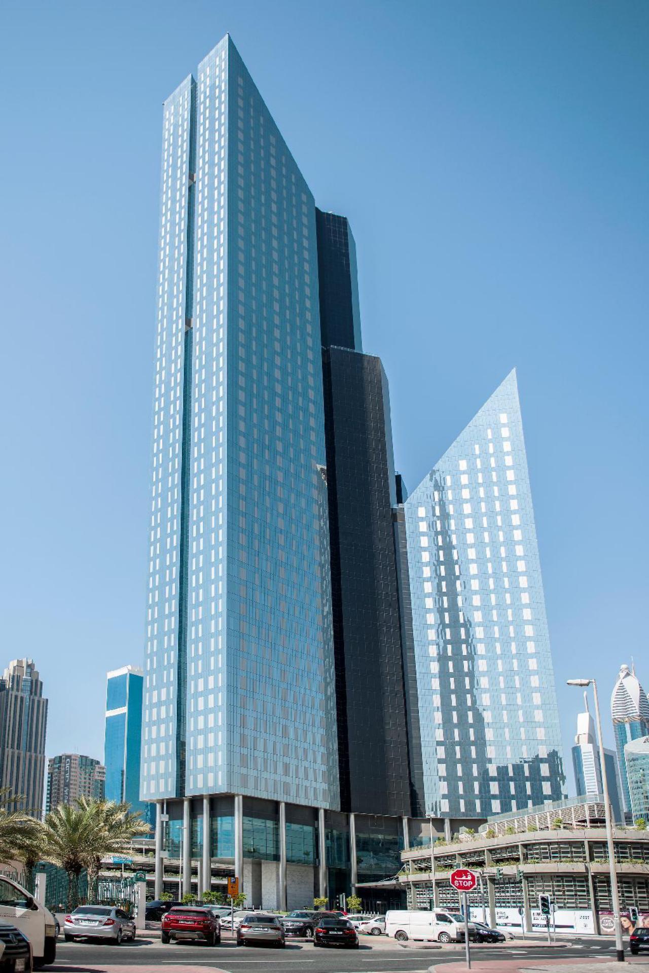 Dream Inn Dubai Apartments - Central Park Tower