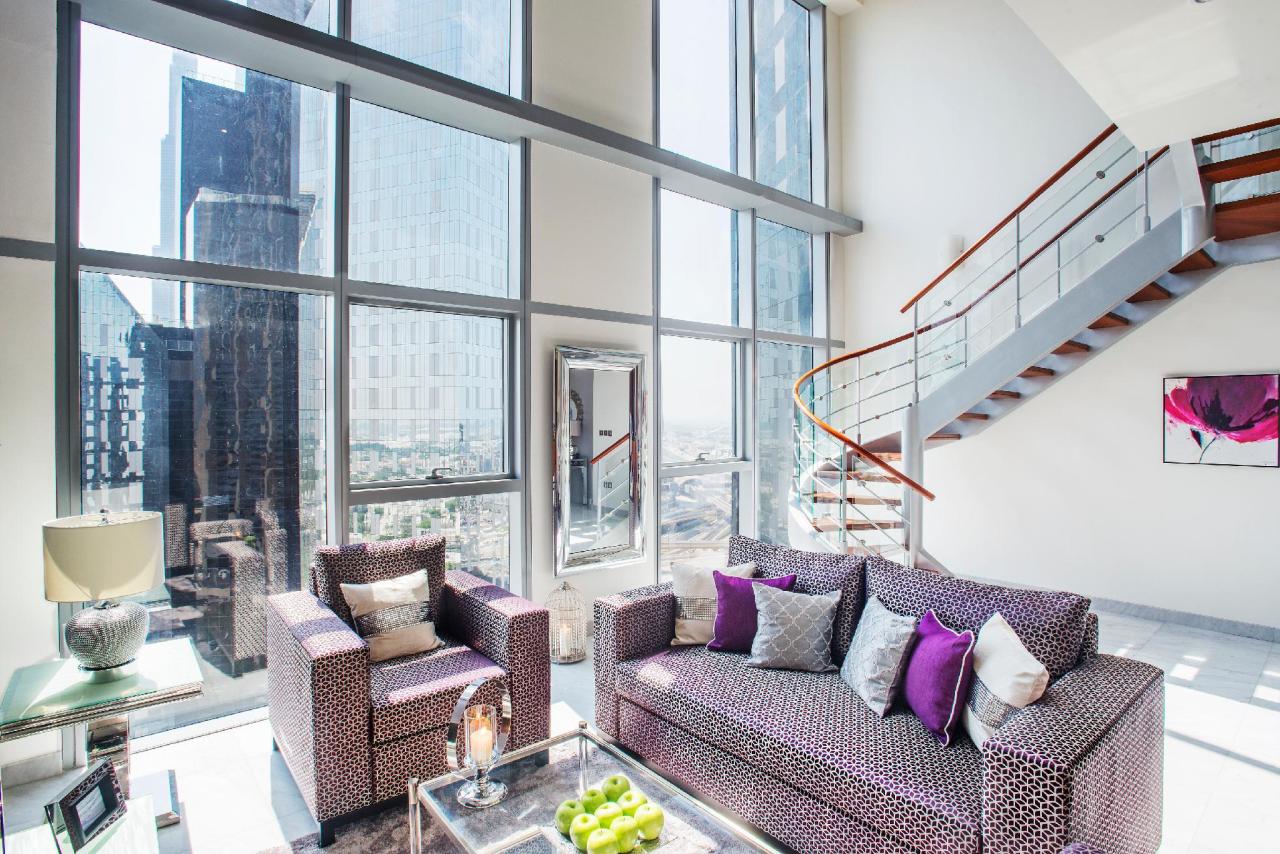 Dream Inn Dubai Apartments - Central Park Tower