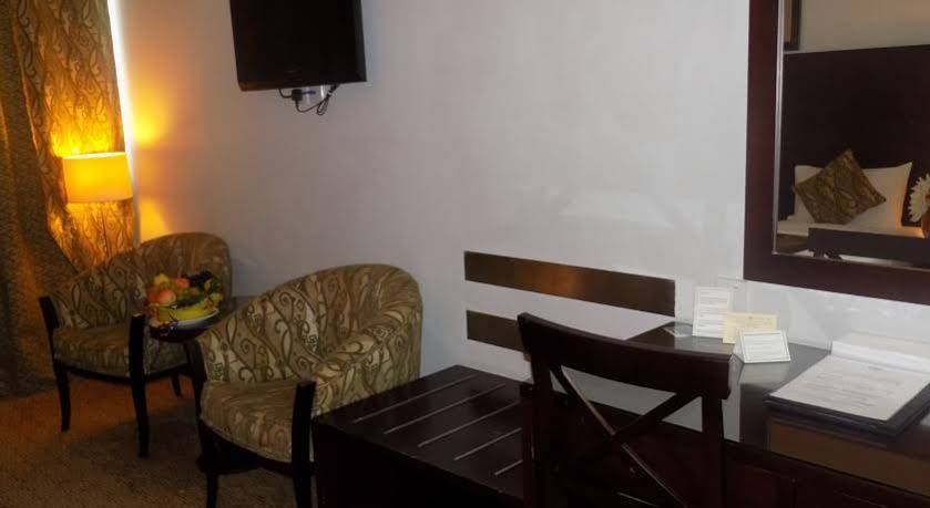 Boonmax Hotel