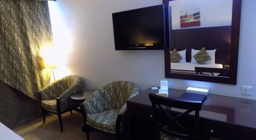 Boonmax Hotel