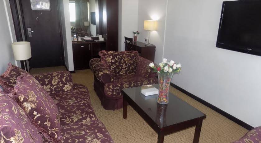Boonmax Hotel