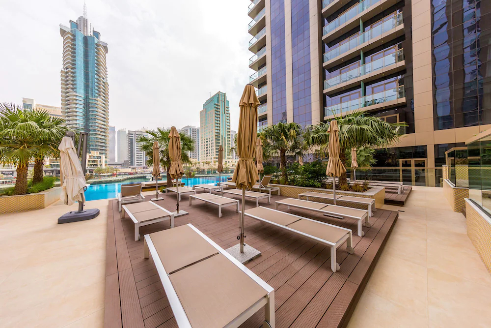 Dubai Marina Towers by Deluxe Holiday Homes
