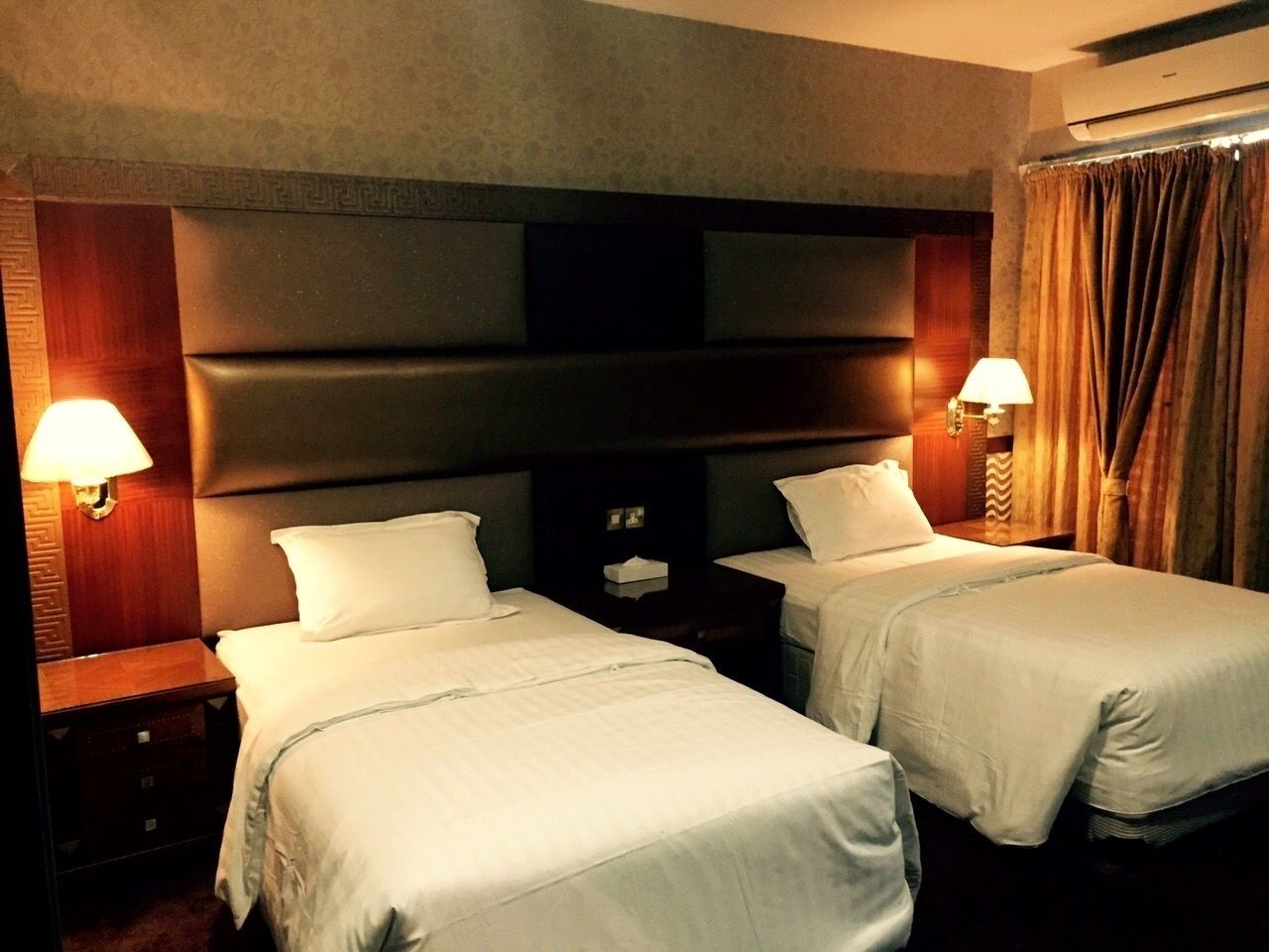 Abjad Crown Hotel
