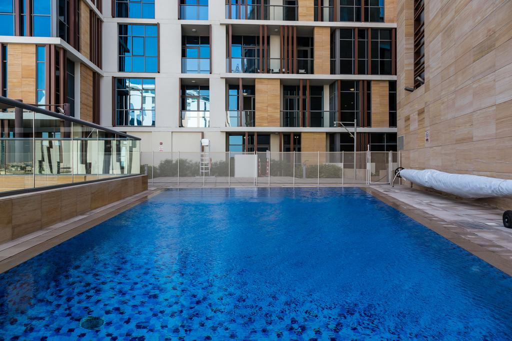 Dubai Wharf by Higuests Vacation Homes