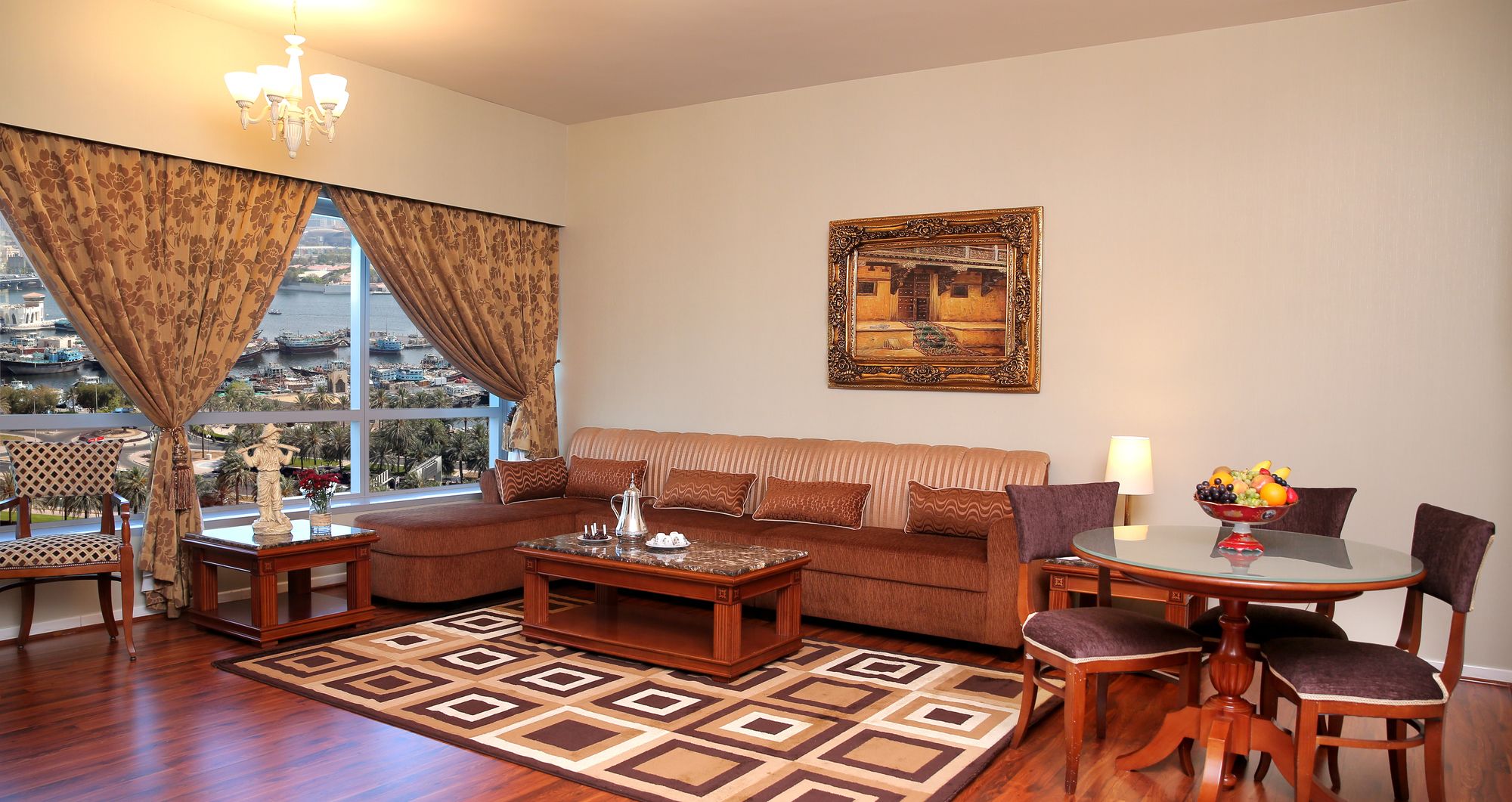 Royal Concorde Hotel & Suite